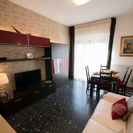 A Casa Di Simone A Viareggio Leilighet Eksteriør bilde